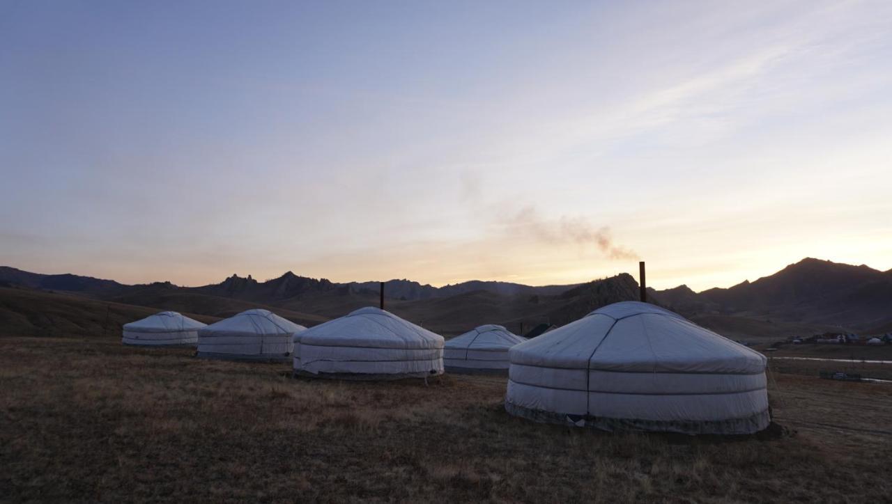 My Mongolia Eco Ger Camp Hotel Nalayh Luaran gambar